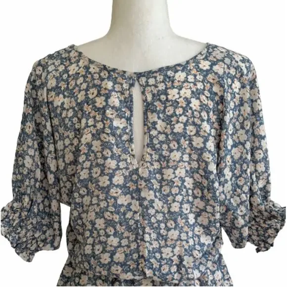 Sienna Sky Top Blouse Short Sleeve Elastic Waist Blue White Floral Top Size XS - Picture 6 of 12